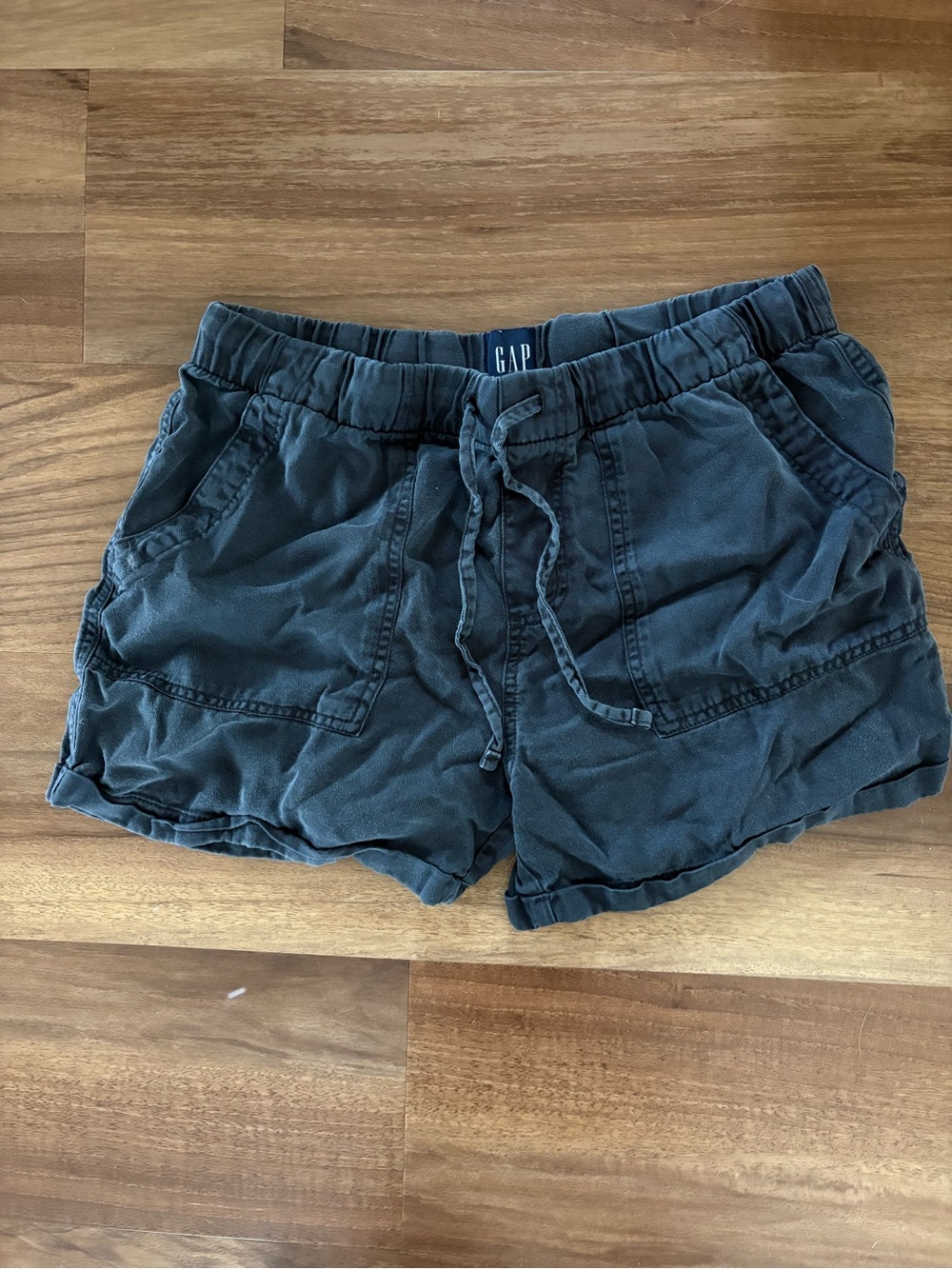GAP Women's Drawstring Casual Shorts — Dark Gray